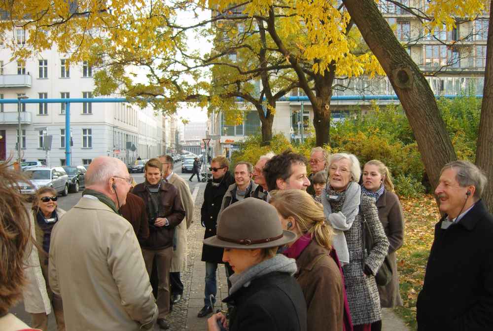 2015-04-09-Architekturführung-Botho-von-Senger